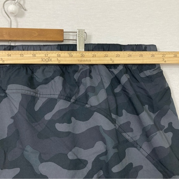 New Old Navy Black Camo Stretchtech Dry Quick Active Shorts 4X - Picture 8 of 12